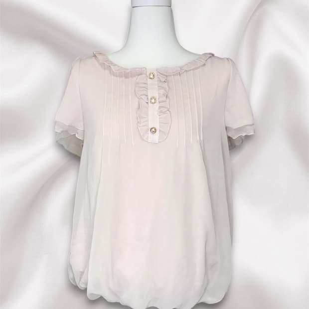 Sorridere 살구핑크 프릴 로걀 탑 L