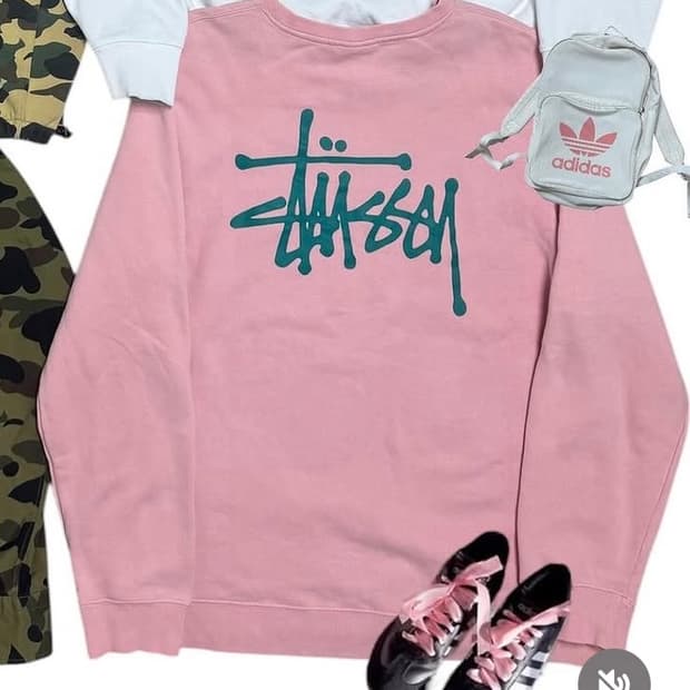 스투시 딸기우유 핑크 롱슬리브 XL