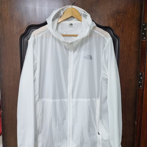 [xl/105] 노스페이스 초경량바람막이 후디 화이트