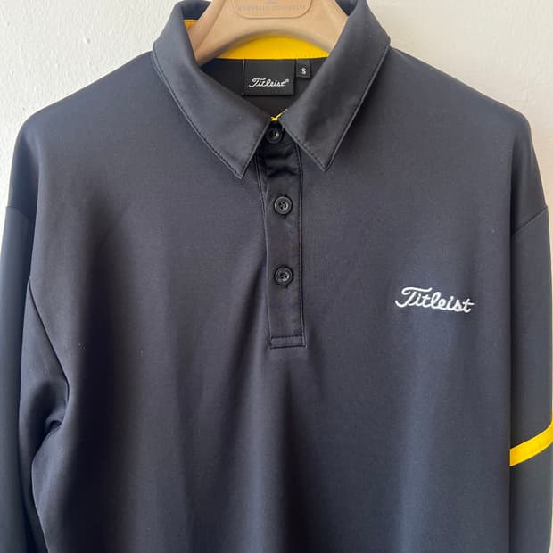 타이틀리스트 남성 블랙 골프티셔츠 카라긴팔티셔츠