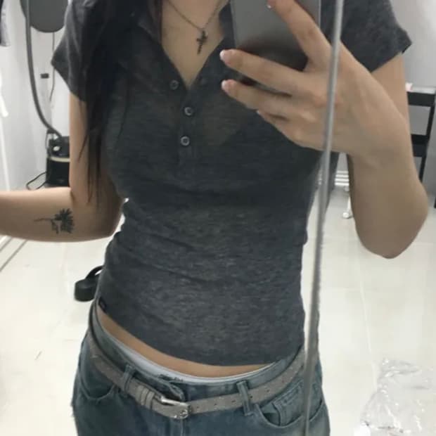 Shading Collar T-shirt