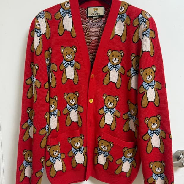 구찌 카이 한정판 콜라보 가디건 L사이즈