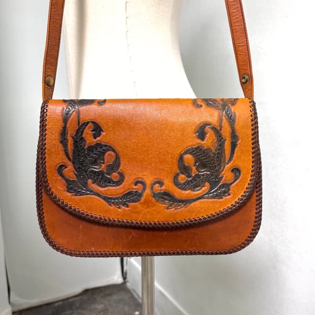 leather shoulder bag