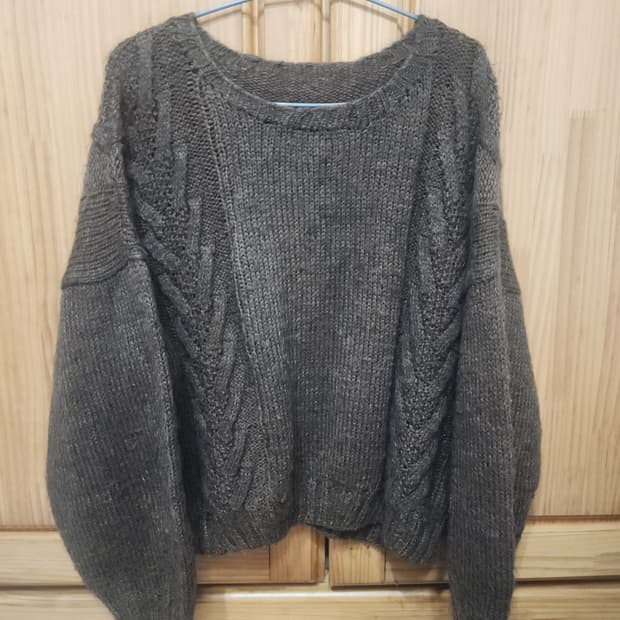 브라운 모리걸 하구미룩 케이블 니트