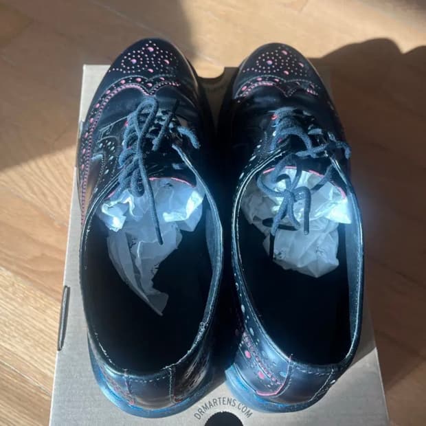 닥터마틴 3990 AW007(UK10)