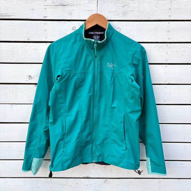 Arcteryx 아크테릭스 솔라노 바람막이 자켓