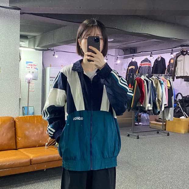 아디다스 스몰로고 올드스쿨 배색 트랙탑 바람막이 B4657