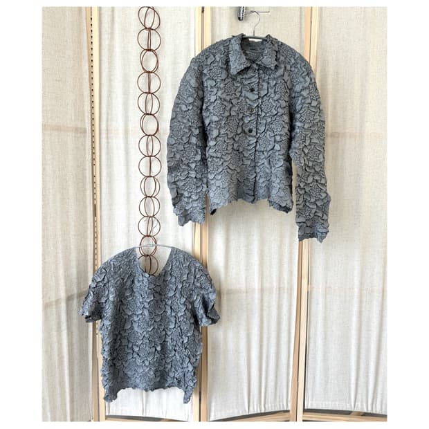 EEFC Collection 플라워 플리츠 셔츠&탑 Set