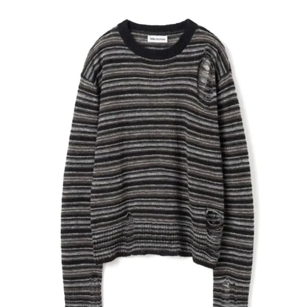 밀로우먼 스트라이프 니트