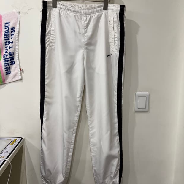 702. 나이키 추리닝 바지