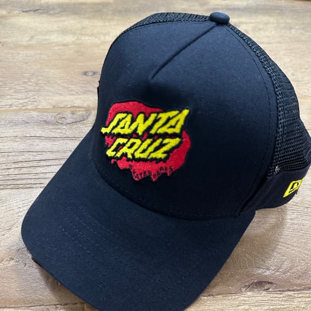 산타크루즈 뉴에라 메쉬캡