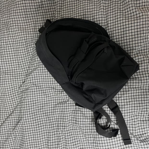 꼼데가르송 걸 리본백팩