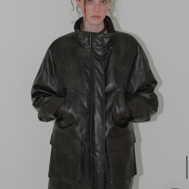 에트몽 Faux Leather Fur Coat