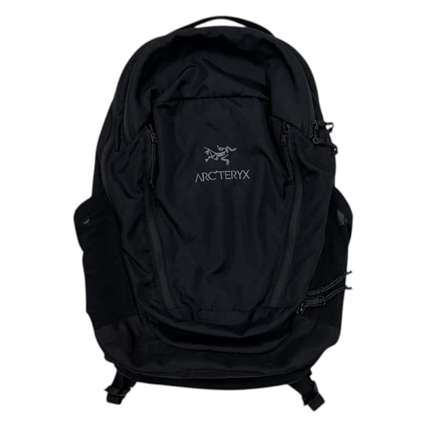 아크테릭스 구형 맨티스 26 뉴진스 민지 백팩 가방