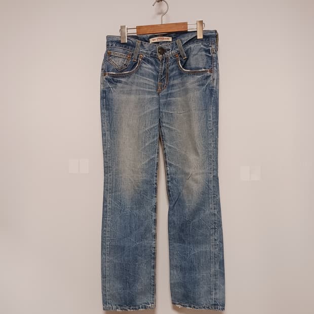 리바이스 일본판  Y2K 슬림핏데님팬츠