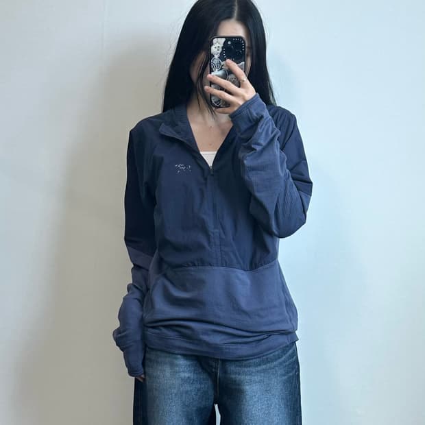 아크테릭스 반집업 트레이닝 후드