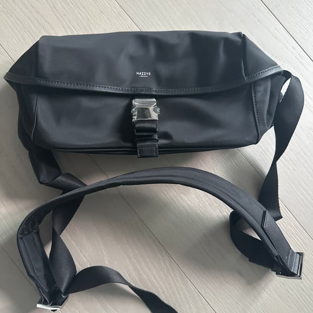 헤지스 바이커백