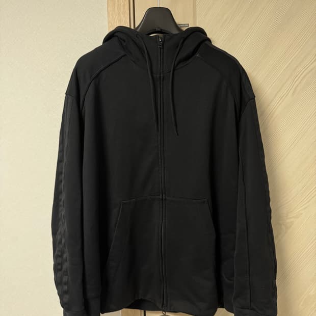 Y-3 요지야마모토 스컬 후드집업 M 오버핏