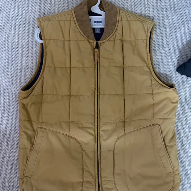 OLD NAVY 패딩조끼