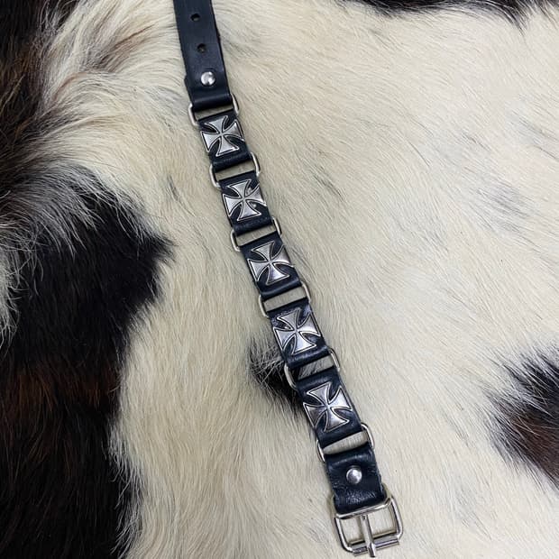 Cross bracelet