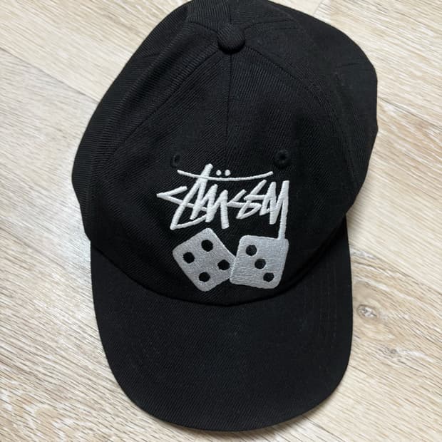 스투시 로우 프로파일 스탁 다이스 스냅백 블랙