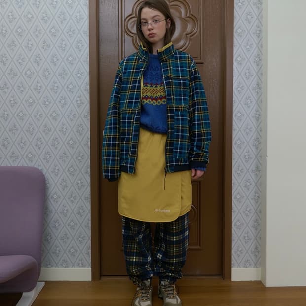 노컨텐츠 리버시블 체크후리스 바람막이