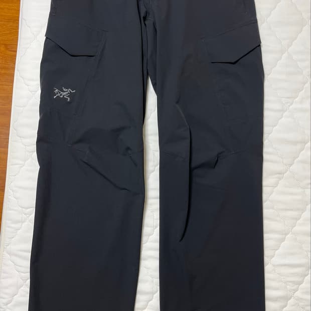 25ss 아크테릭스 람파트팬츠 블랙 28-R