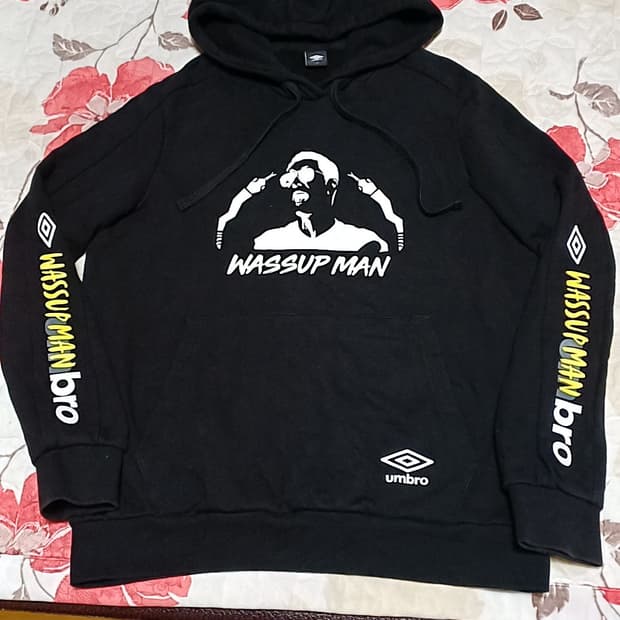 엄브로 와썹맨 후드 실측105 가슴59 기장73