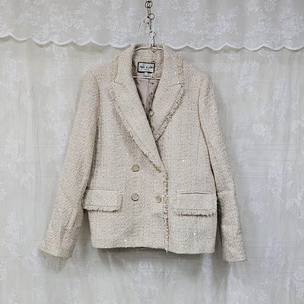 트위드 자켓입니다 