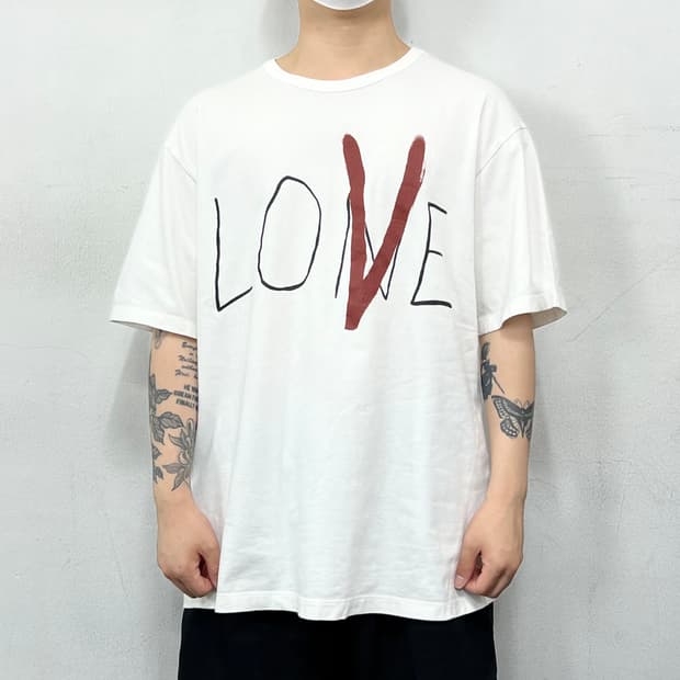 브이론 19ss LONE LOVE 로고 반팔