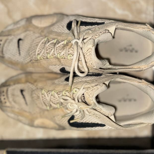 나이키X스투시 에어 줌 스피리돈 300 사이즈