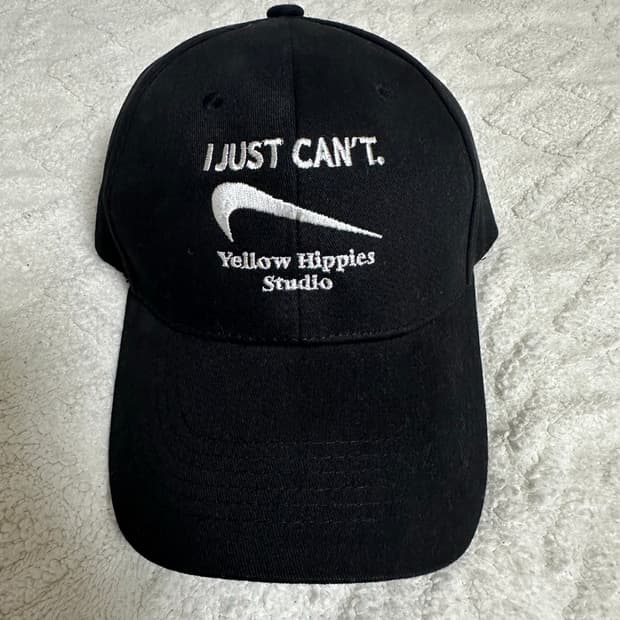 Yellow hippies 나이키 패러디 볼캡