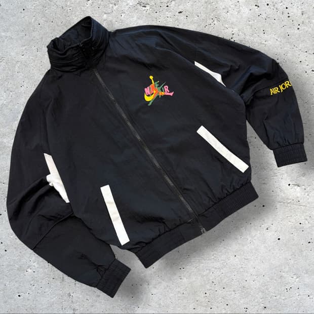 [S] 나이키 에어 조던 블랙 나일론 바람막이 자켓 D685