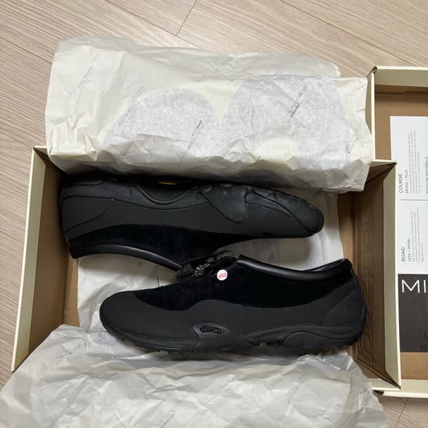 (235) 뉴발란스 도쿄 디자인 mt10t