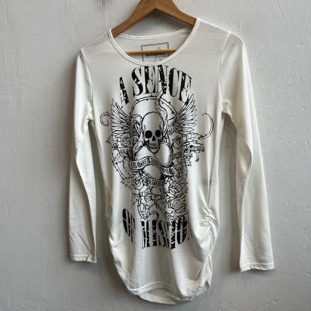 KnickKnack JPN 스컬 펑크 롱슬리브
