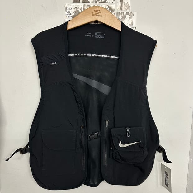 나이키 FC 테크 베스트