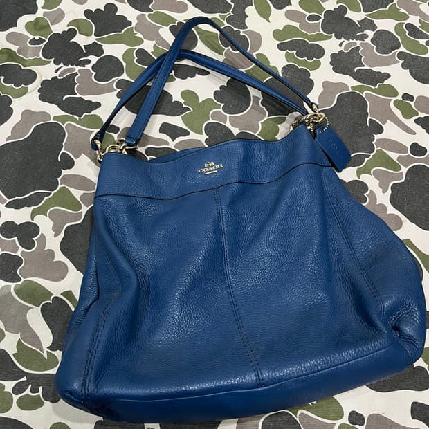 COACH 코치 렉시 레더 숄더백