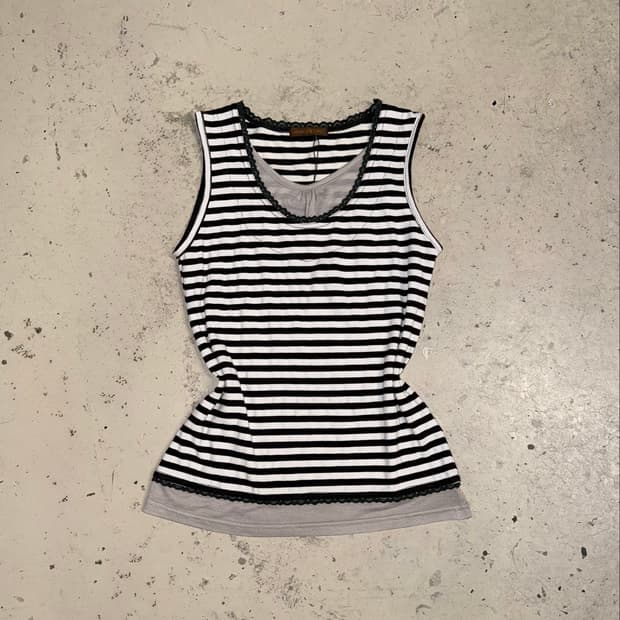 layered detail stripe sleeveless