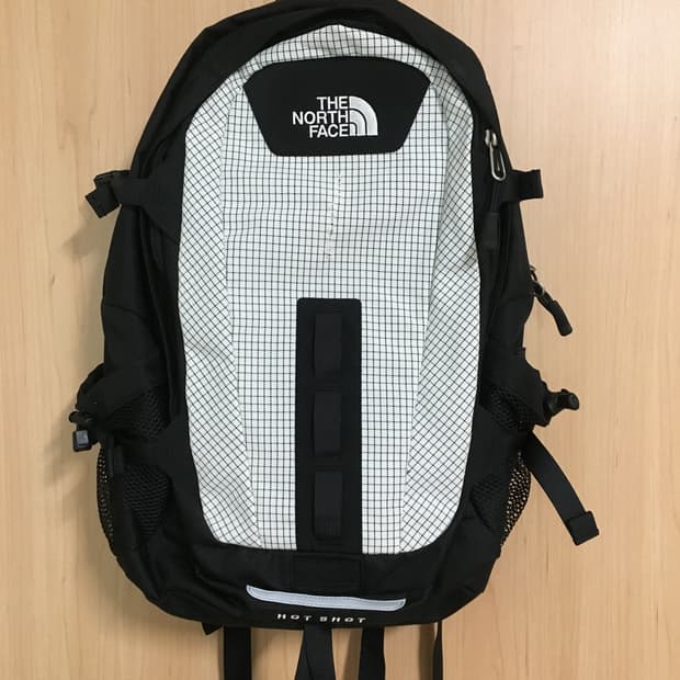 노스페이스 핫샷