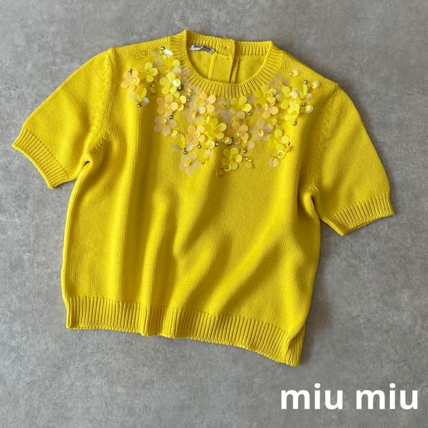 [새상품.정가250이상] miumiu 화사한 꽃이되는 니트 미우미우
