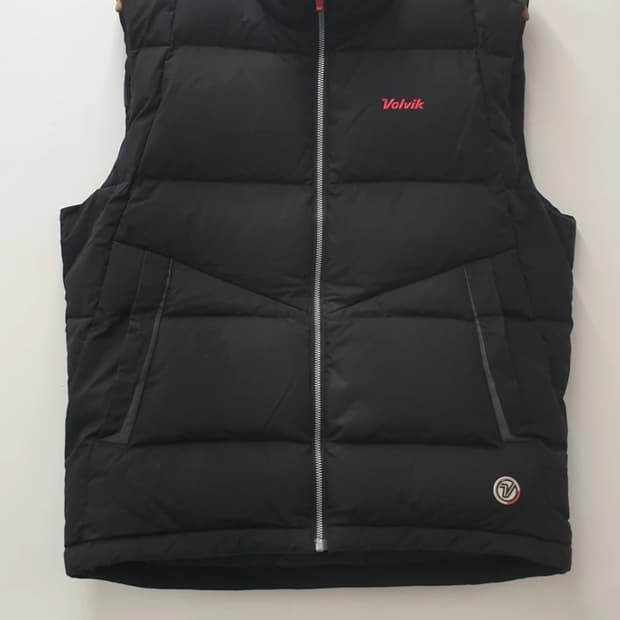 볼빅 남자 덕다운 패딩조끼.  싸이즈 100~105