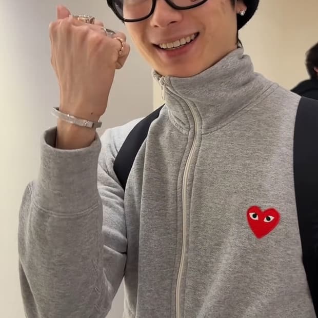 꼼데가르송 저지 집업 나우아임영 착용