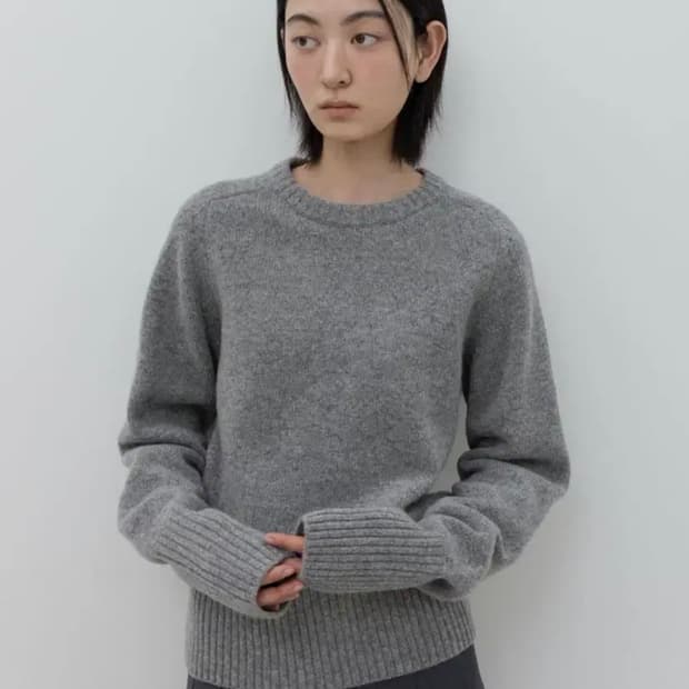 지비에이치 어패럴 WOOL CREW NECK KNIT