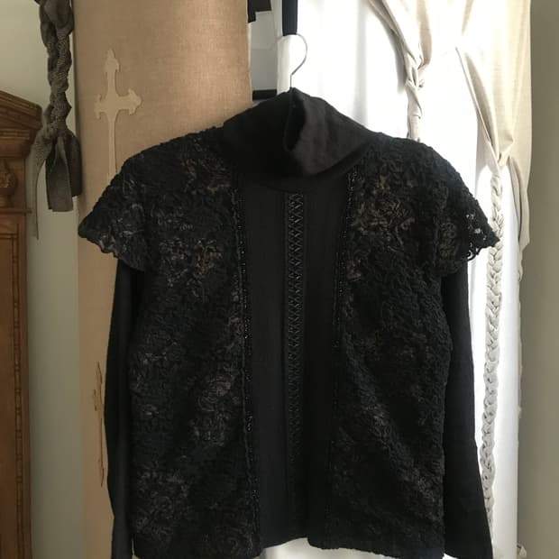 vintage pattern turtle neck top