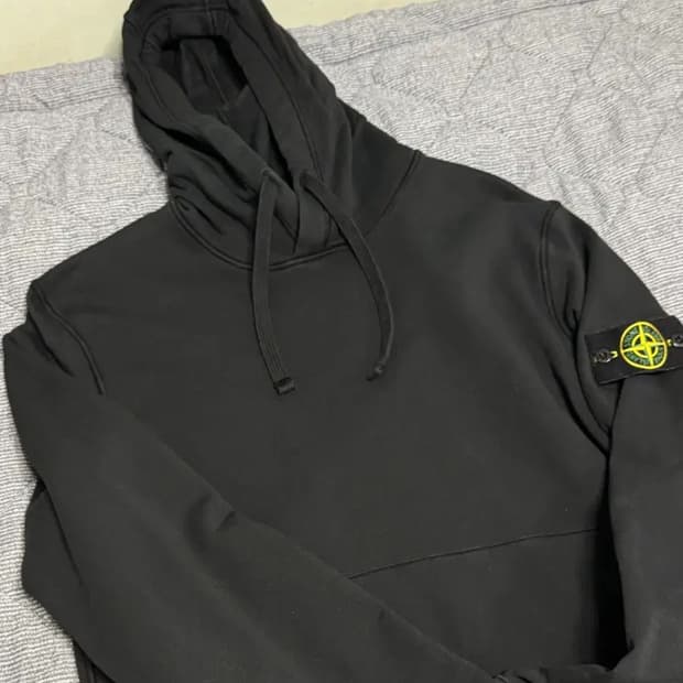 스톤아일랜드 블랙 후드티(XL)