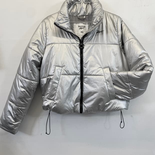 리복 실버패딩 숏패딩 푸퍼패딩:)