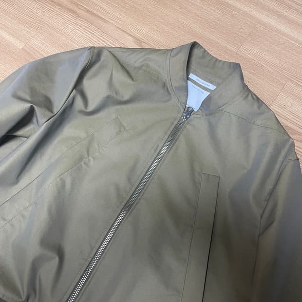 [L] 에피센터투어리스트 Utility ma-1 jacket(Sepia)