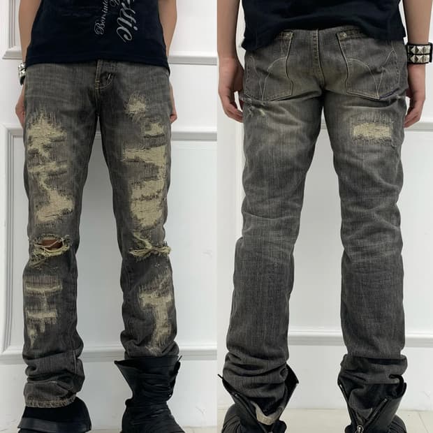 Stud detail distressed denim pants 