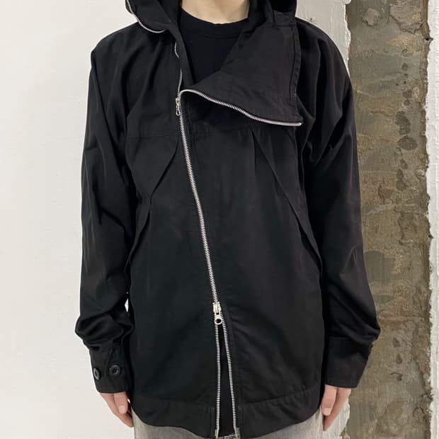 카반드주카 비대칭 후드 자켓