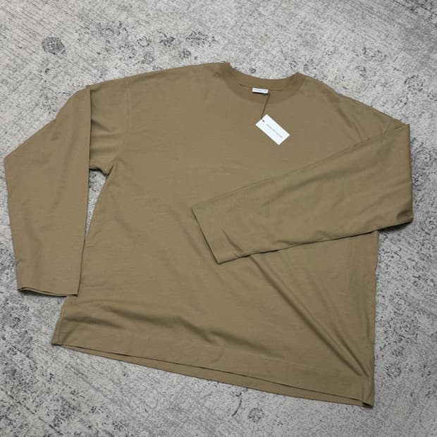 드리스 반 노튼 롱 슬리브